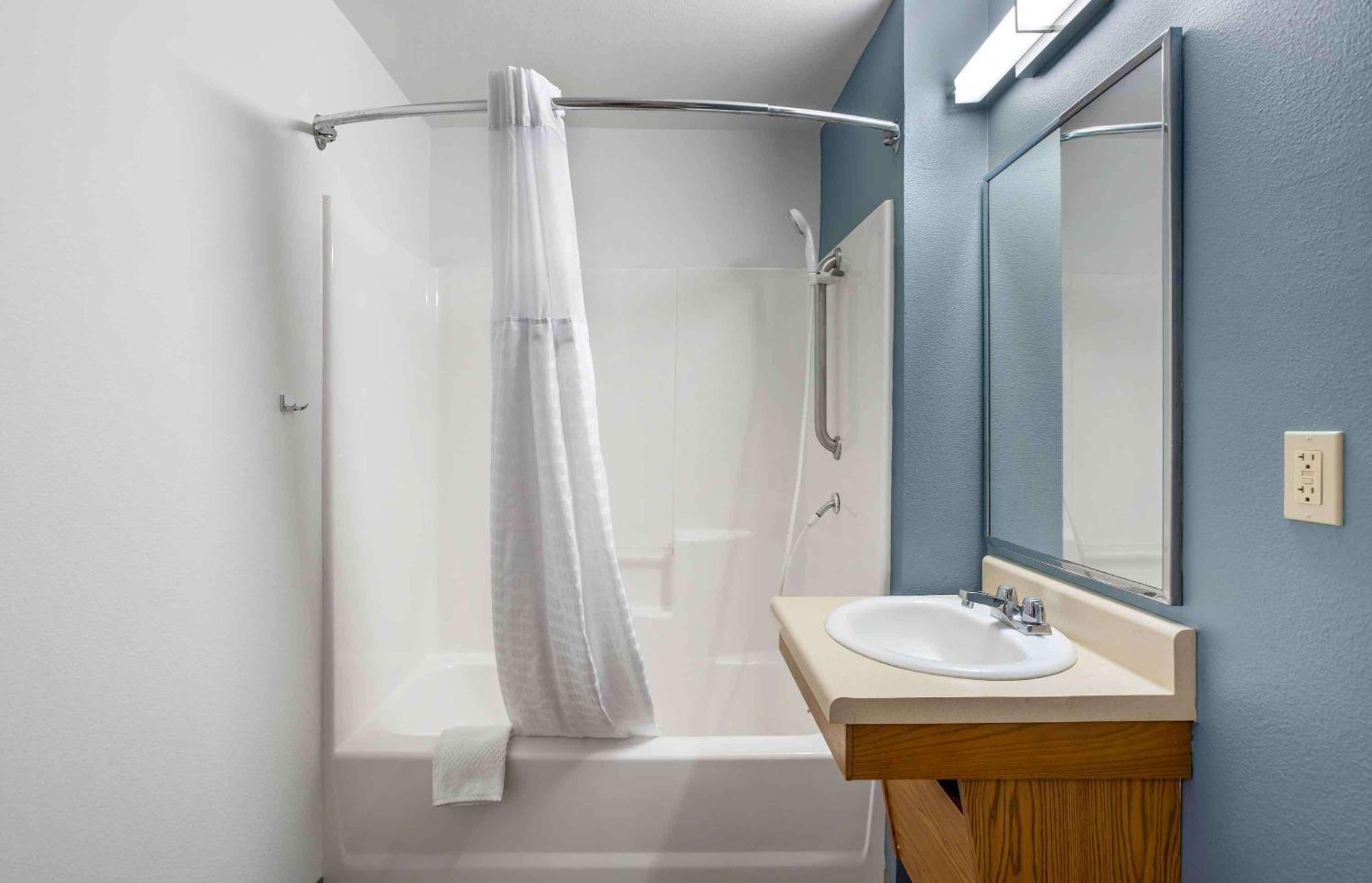 Extended Stay America Select Suites - Tampa - Brandon - East Heartland Eksteriør bilde