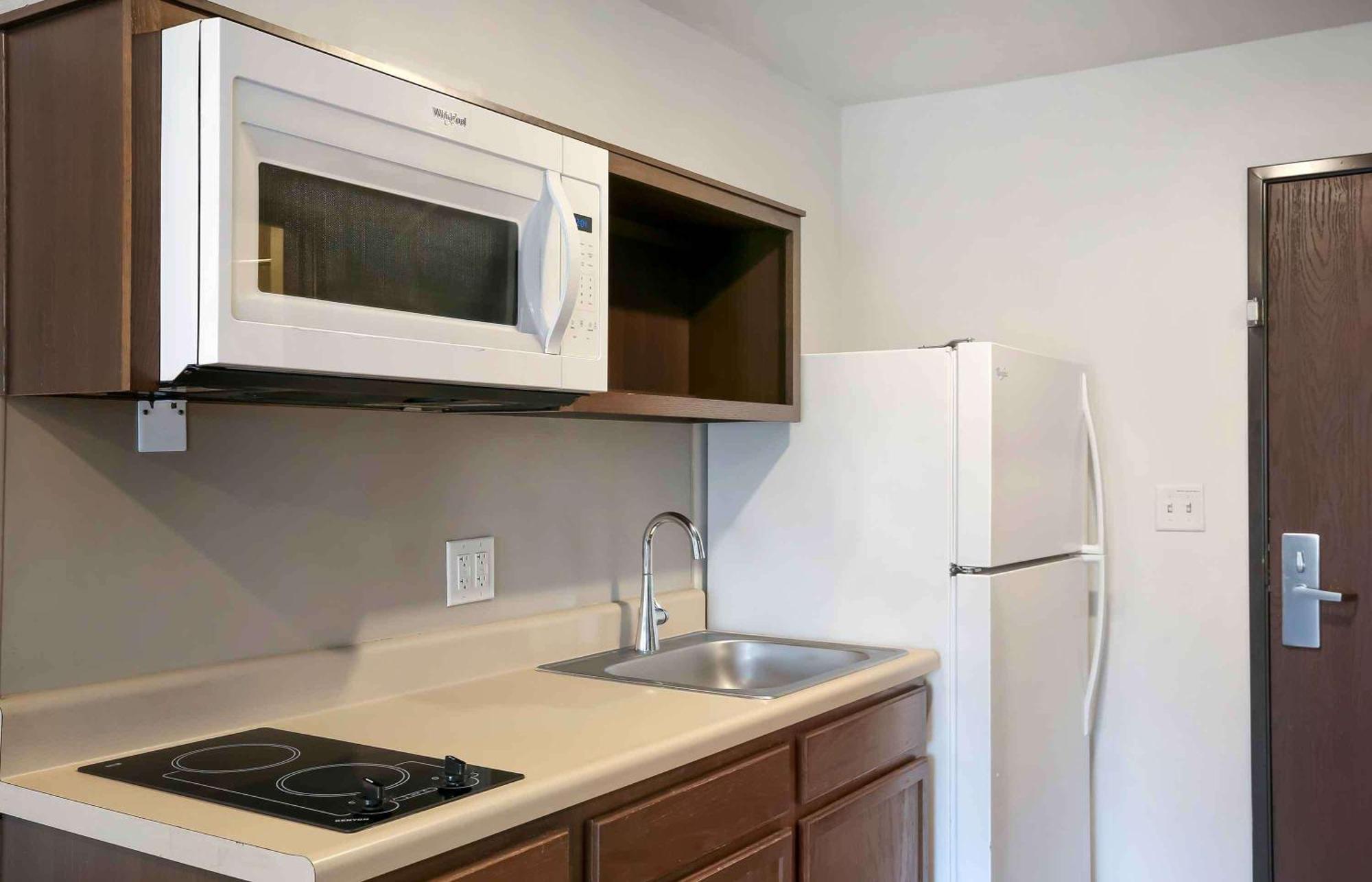 Extended Stay America Select Suites - Tampa - Brandon - East Heartland Eksteriør bilde