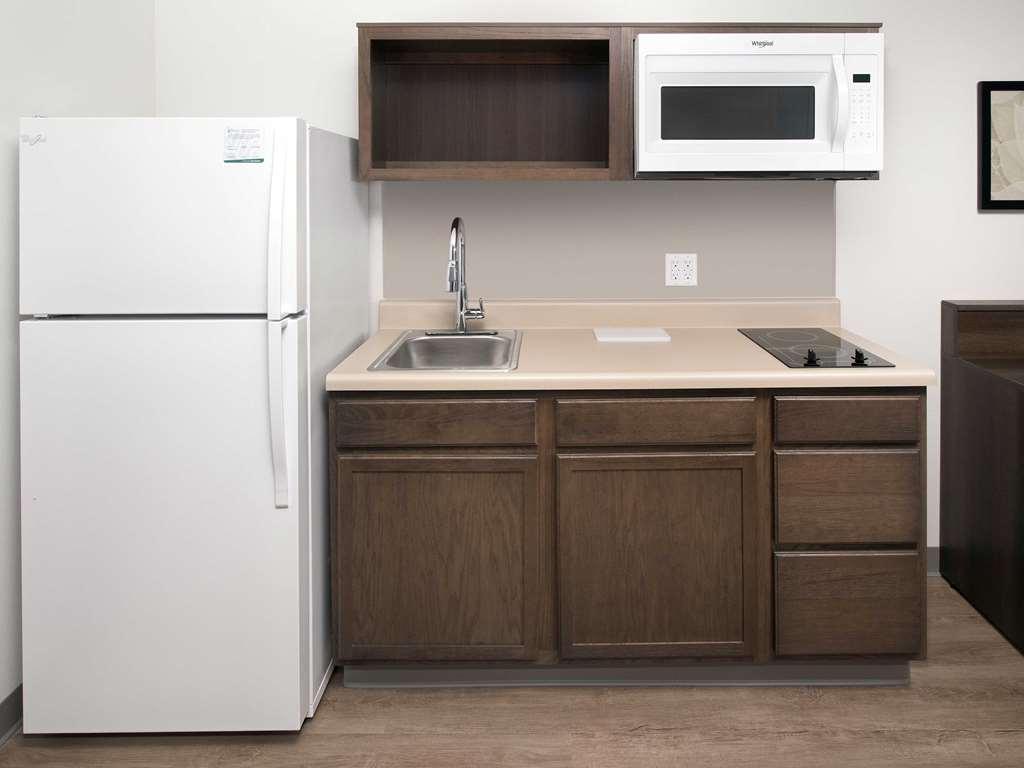 Extended Stay America Select Suites - Tampa - Brandon - East Heartland Rom bilde